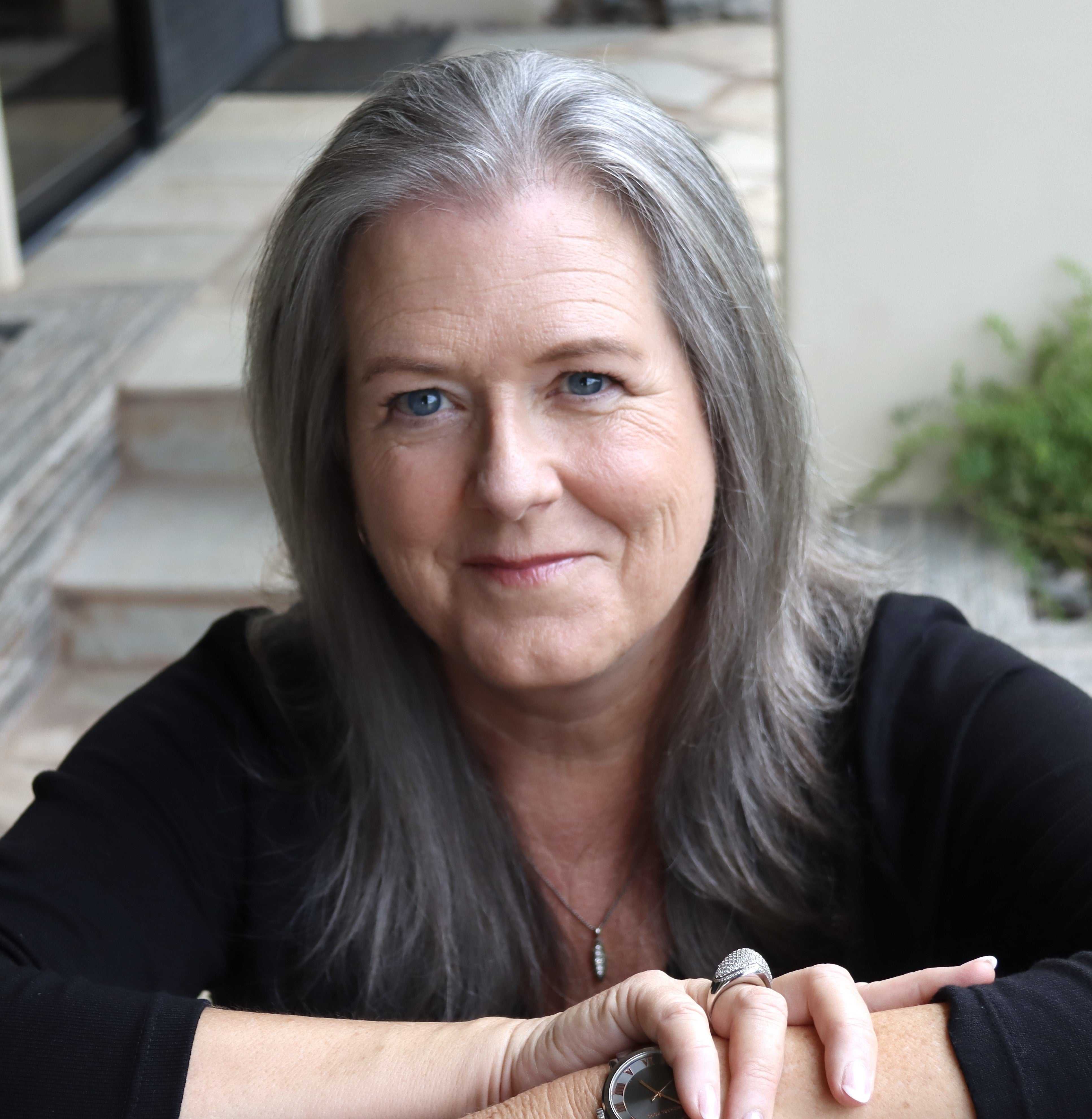 Lori Davis Named Palm Desert Poet Laureate Palm Desert LowResidency MFA
